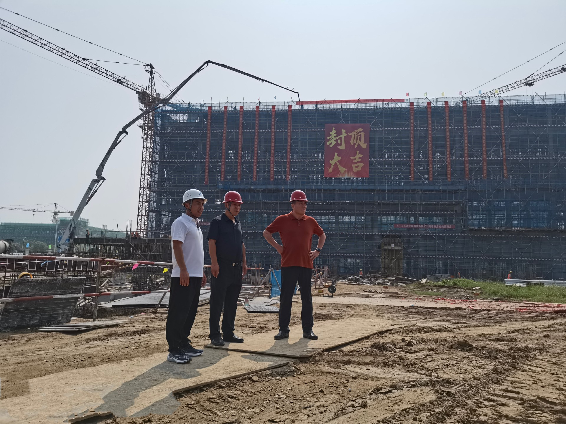 1724638749190662.jpg 9f11e7a24dfde3efe4d9f04f14cdb1f.jpg